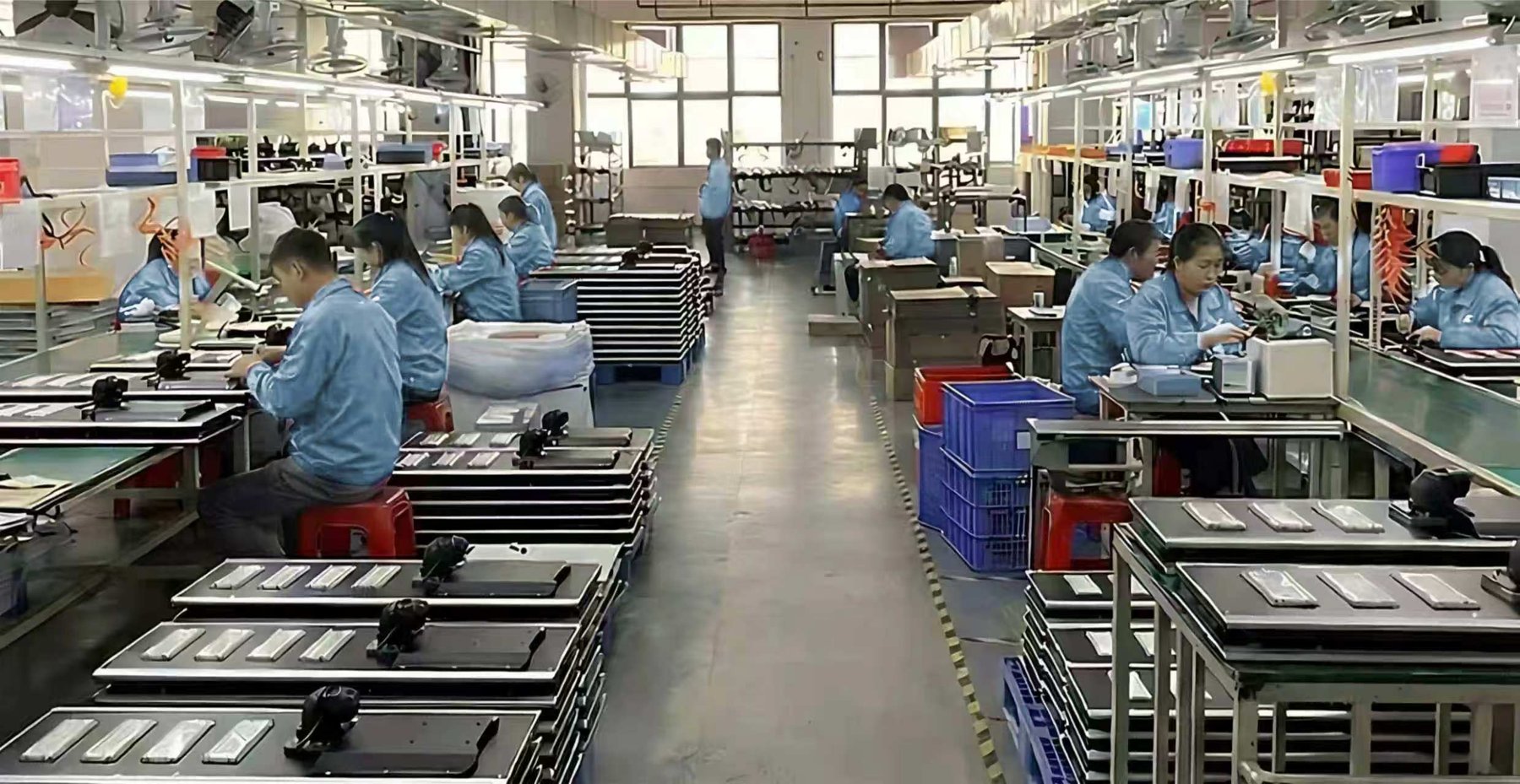 SUNDE lighting assembly workshop